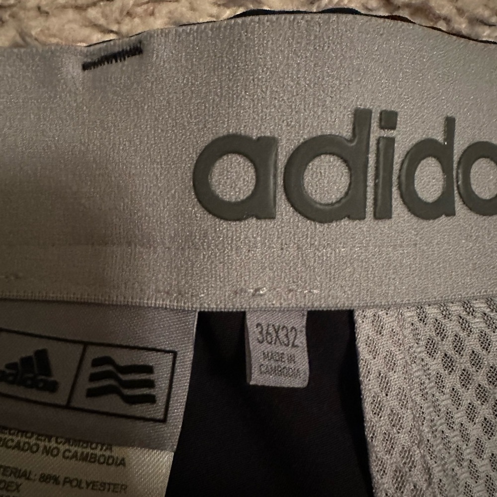 Adidas Golf Pants size w 36 L 32  black - Picture 4 of 4